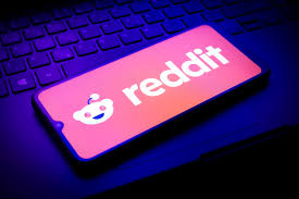 Reddit blames bug after banning more than 90 NSFW subreddits