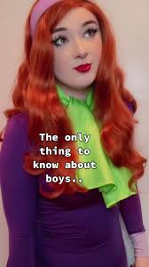 Daphne vs Velma: Who's Your Favorite?