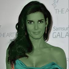 Idk if anyone else will think this is funny, but this popped into my head  when it was announced that Renee Goldsberry was cast in She-hulk. So I had  to make it.