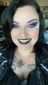 Sheryl Welsh's Instagram, Twitter & Facebook