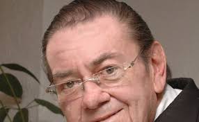 Rinden homenaje al legado de Gilberto Rincón Gallardo