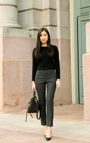 28 Latest Winter Business Outfits Ideas For Woman In Your Office Pinmagz Casual Work Attire Office Outfits Women Work Outfits Women