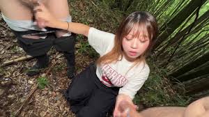 Fc2-ppv-4656045_4K 【野外手コキ】セクシー美女が抜きまくり9発射！ごっくん・顔射・乱入参加など何でもありのチン道中・ひなたちゃん  -AVJB