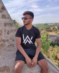 Virender sehwag lauded the youngster rajasthan royals seamer's fearless approach and compared his temperament with former. Rajasthan Royals Star Chetan Sakariya S Brother Died By Suicide 3 Months Ago Shares Tragic Story Tamil News Indiaglitz Com