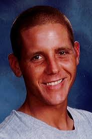 Lisa Efird's Instagram, Twitter & Facebook