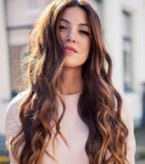 1000 idées sur le thème cheveux courts bouclés sur pinterest … coupe de cheveux : Coupe Ideale En Fonction De Ses Cheveux La Loge Beaute Blog Beaute