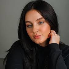 Brooke Michael's Instagram, Twitter & Facebook