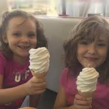 Remember Dr. Wendy was talking about building a 19 FOOT Marble Fireplace  and a new Kitchen Island during the premiere Sunday???? Eddie even said…  “Where's this money coming from?” That's an awkward