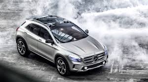 Mercedes Gla Notice The Beams On The Top Mercedes Benz Gla Mercedes Gla Mercedes Suv