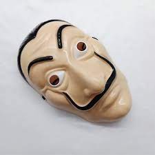 Od 2017 roku w sieci pojawiły się już cztery sezony serialu. Maska Dom Z Papieru La Casa De Papel Salvador Dali Cosplay Manager
