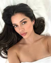 Me: “what's a cute caption for a selfie?” James: “ask chatGPT” 🤣🤣🤣  #KatCat