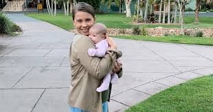 Bindi sue irwin is an australian television personality, conservationist, zookeeper, and actress. Bindi Irwin Talks Breastfeeding Supporting Fellow Moms