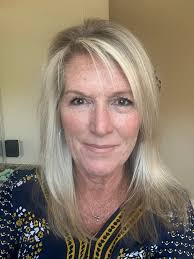 can I dye my eyebrows safely with indigo?