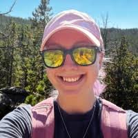 1400+ profilů „Clinkscales“