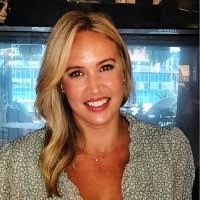 Susan Martindale's Instagram, Twitter & Facebook