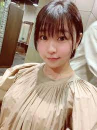 皆野あい@あいにゃん on X: 放置しすぎて2021年初めてのツイート( ´灬` ) そんな皆野、髪の毛ショートにしたの🐱✂️  たぶん前回切ったのと合わせたら40cmくらい切ったのかな🤔💭 気分もすっきり、新しい自分に出会えたぞ🐶💓  t.coEX9LTn03SK  X