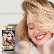Washing a dark hair with some strategically placed highlights can totally make a drastic transformation. Lm Cosmetics On Twitter For Ultimate Blonde Salon Quality Hair Use Bblonde Maximum Blonding Kit No 1 Formulated To Work Best On Light Brown To Dark Brown Hair This Easy To Use Kit Also Has