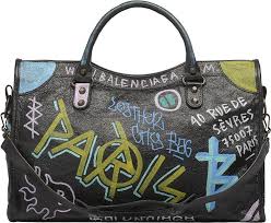 「"leave a reply" louis vuitton graffiti bag」的圖片搜尋結果