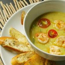 Caldo Verde Para 30 Pessoas Quantidade Sopa De Mandioquinha Com Camarao Tomate E Aipo Receitas Sopas Receitas Caldos