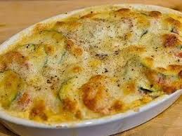 Votre Recette Gratin De Courgettes Aux Tomates Un Delicieux Gratin Pleins De Bons Legume Gratin De Courgette Facile Recettes De Cuisine Gratin De Courgettes
