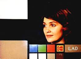 CRÉATIONS CONTEMPORAINES