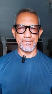 Aquí estoy" un tema de la autoría de @carlosrodriguezfalcon6 . Gracias por  la oportunidad que me permite seguir explorando en la música. @melao_jazz  @sontumbao61 @javiervivas65 @willydiazbateria #percussion #latinjazz