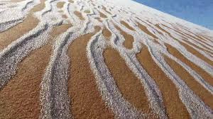 A nins în deşertul sahara. Foto A Nins In DeÈertul Sahara Unul Dintre Cele Mai FierbinÅ£i Locuri Ale Planetei Jurnal Md