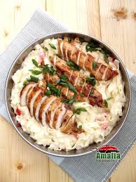 Facem sosul de smantana cu ciuperci. Pui Cu Paste Si Sos Alb Hai SÄƒ GÄƒtim Cu Amalia