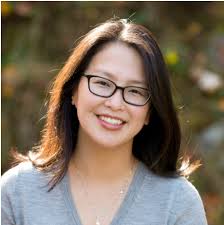 Jessica Ochs's Instagram, Twitter & Facebook