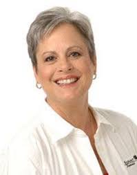 Betsy Steiner's Instagram, Twitter & Facebook