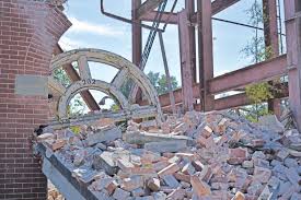 Shamrock Hotel demolition evokes memories, opinions