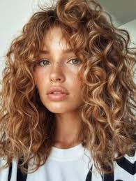 Amelia Yates (amelia2411)