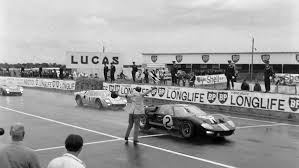 Et c'est cette histoire vraie que raconte le mans 66, en salles le mercredi 13 novembre. Les 24 Heures Du Mans 1966 Ou L Epatante Victoire De Ford Contre Ferrari