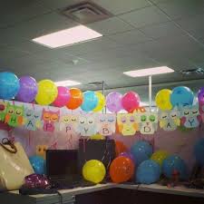 Sign With Balloons On Top Office Birthday Decorations Cubicle Birthday Decorations Office Birthday
