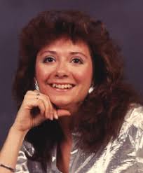 Early labor contracts offer valuable insights