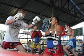 Find The Right Muay Thai Trainer 5 Things To Look For Muay Thai Pros