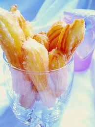 Ada sesetengah agak susah untuk dibuat, namun ada juga yang senang sahaja untuk dicuba kerana ianya menggunakan sukatan cawan. Resepi Churros Mudah Dan Sedap Sukatan Cawan
