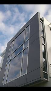 Melayani Jasa Pemasangan Composite Panel Untuk Infirmasi Lebih Lanjut Silahkan Hubungi Kami Wa Batiments De Bureaux Architecture Industrielle Facade Boutique
