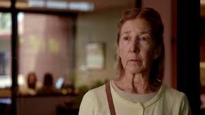 She soon becomes dangerously obsessed with one of her guests, a mysterious drifter. Room For Rent Reviews Metacritic