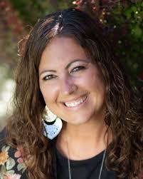 Shannon Harrell's Instagram, Twitter & Facebook