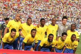 Foram relacionados 23 jogadores para disputa, que começa no dia 14 de junho. Relembre O Elenco Completo Que Deu O Ultimo Titulo De Copa America Para A Selecao Brasileira Torcedores Noticias Sobre Futebol Games E Outros Esportes
