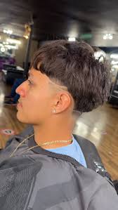 Bro was feeling himself🤔• freestyle design👨🏽‍🔬💯, -, -, -, #reels  #barber #barberlife #barbershop #freeriodayungog #freestyledesign  #stylecraft #housecalls #taperfade