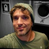 1200+ profili “Arthur”