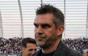 Oyunculuk kariyerinin sona ermesinin ardından, gourvennec yönetime girdi ve mayıs 2010'da guingamp'ın menajeri seçildi. 7n 5us7tsr2sqm