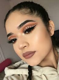 Pin By Julia On Eyeshadow Looks Eye Makeup Makeup Looks Skin Makeup