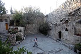 Below is the loculus (burial place) inside jesus' tomb, where joseph. Tourist Hurt In Rock Throwing Near Fabled Site Of Jesus S Tomb The Times Of Israel
