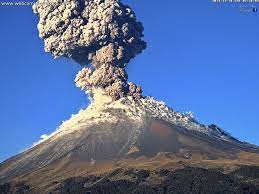 Popocatepetl Forte Explosion Le 10 11 2017 7h34 Image Webcamsdemexico 7h36 Au Cours Des Dernieres 24 Heures Across The Universe Natural Wonders Volcano