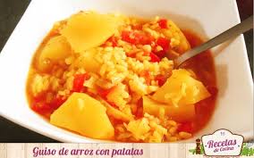 Debes añadir ingredientes y calentar el horno con la temperatura adecuada. Guiso Rapido De Patatas Con Arroz