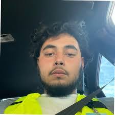 Eric Murillo's Instagram, Twitter & Facebook