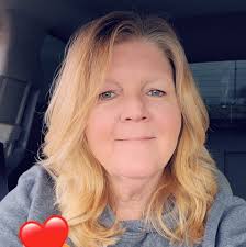 Doing some research for the Glidden Library about the Leal Club mentioned  in the Graphic once in a while. Here is what I found...Leal club was  organized in 1920 in Lanesboro, IA.